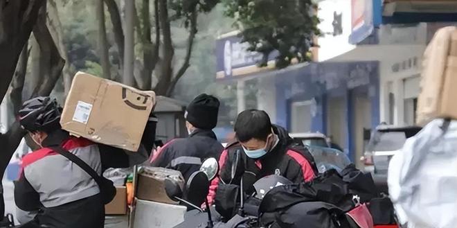 电商终于要黄了？国家新政三板斧出台实体经济离复燃已不远！(图2)